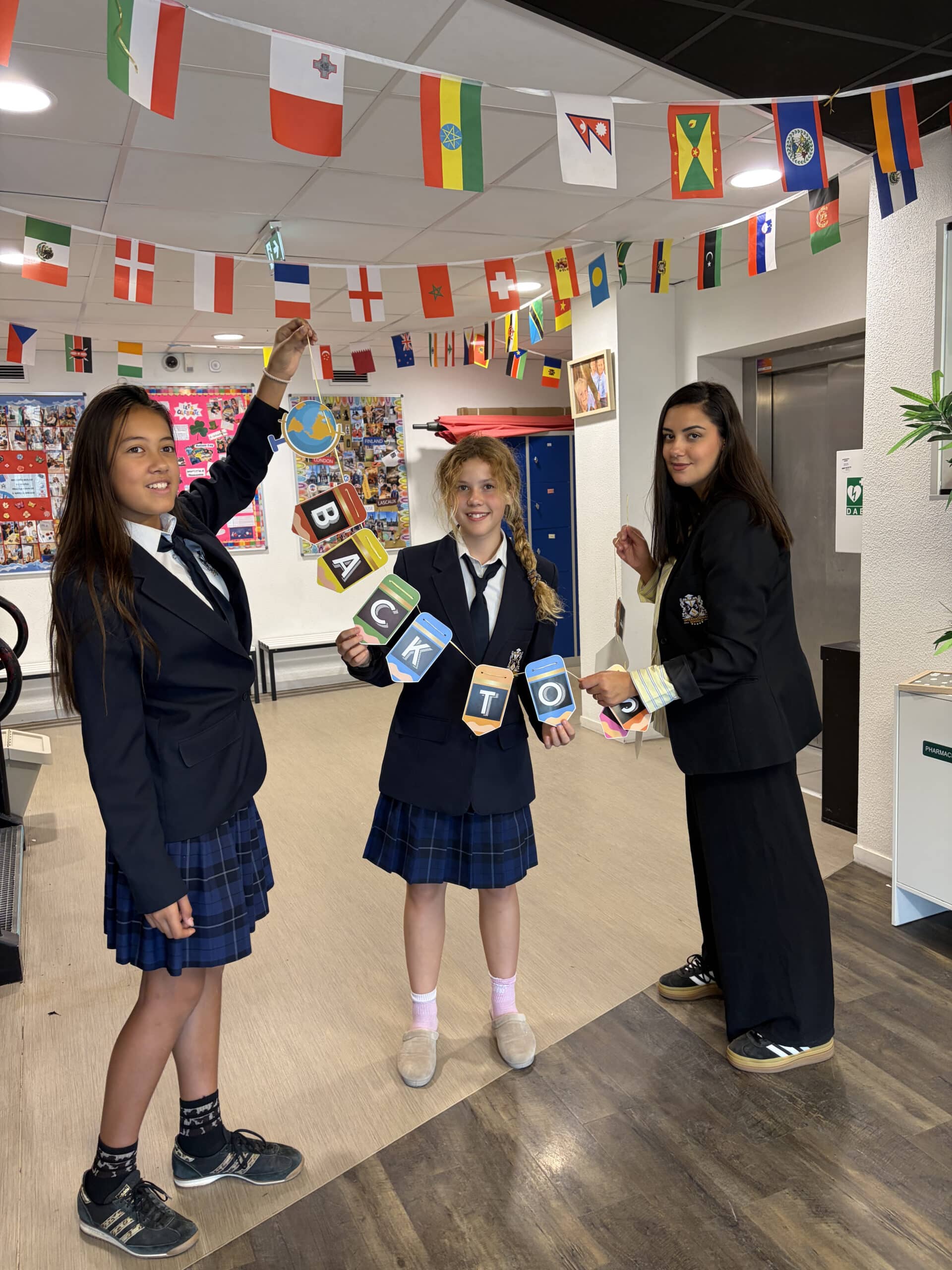 Nouveaux équipements scientifiques et numériques à International School 33